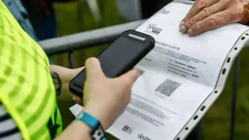 Covid : le pass sanitaire va devenir un pass vaccinal